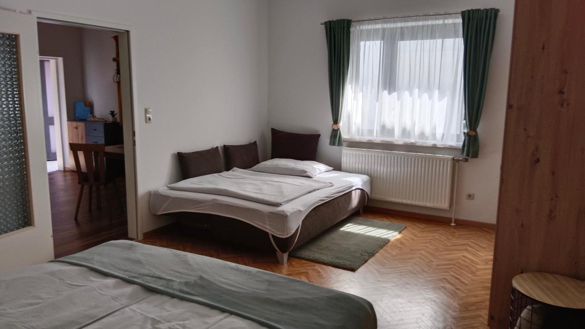 Appartment Weinbau Muellner นอยซีเดิลอัมเซ ภายนอก รูปภาพ
